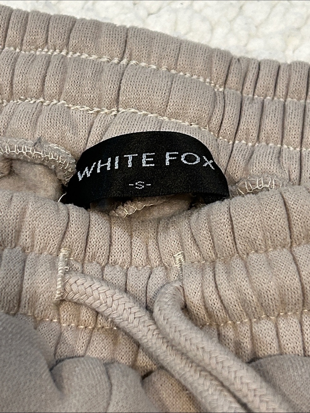 White Fox Offstage Fawn Sweat Set size Small (2 pieces) - Picture 13 of 16